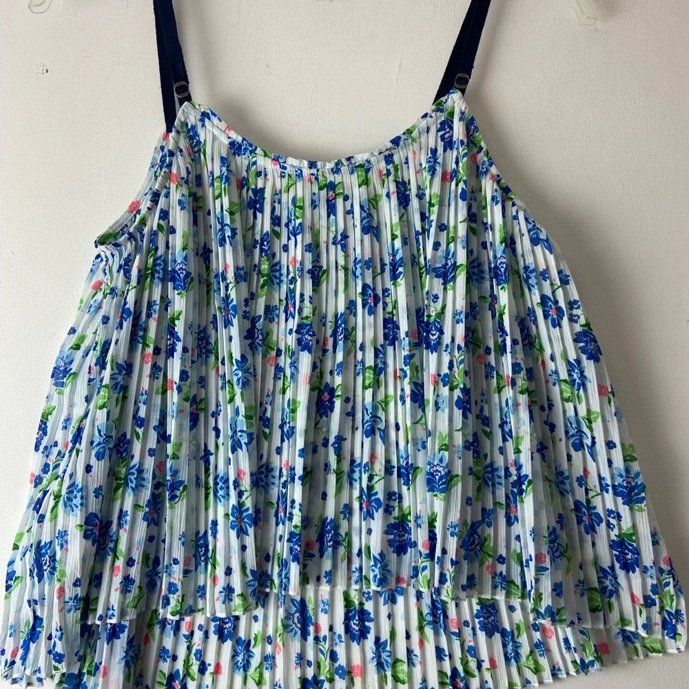 Abercrombie & Fitch Floral Adjustable Strap Floral Tank Top SzS (sku241) - Picture 5 of 8